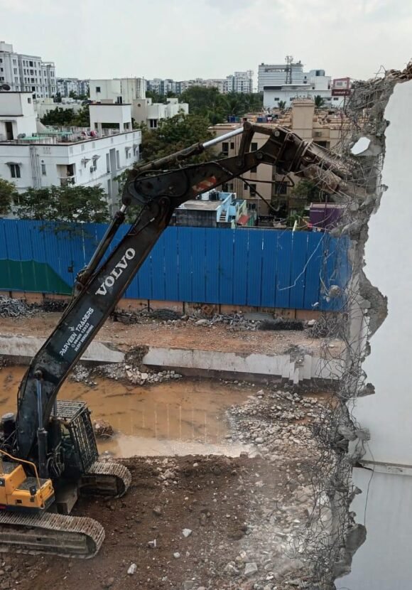 WhatsApp Image 2025-12-08 at 07.23.37_4f8d1e73